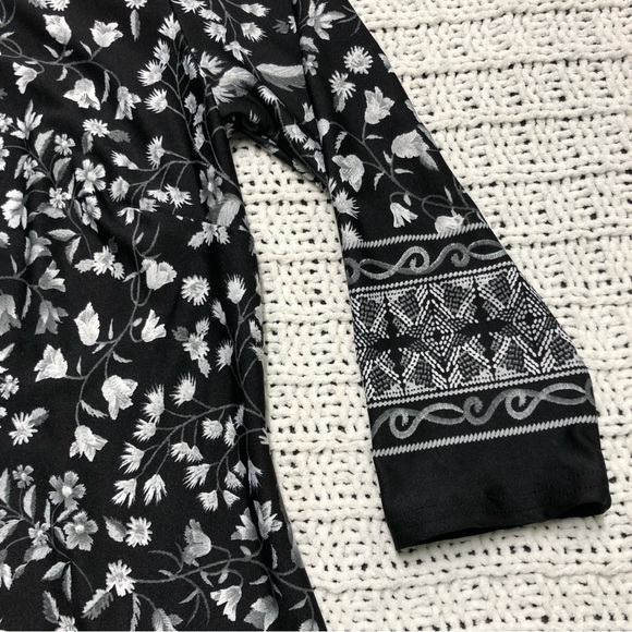 Primark Size 6 Black White Floral Stretch Dress LBD Office Teacher 3/4 sleeve - Picture 3 of 10